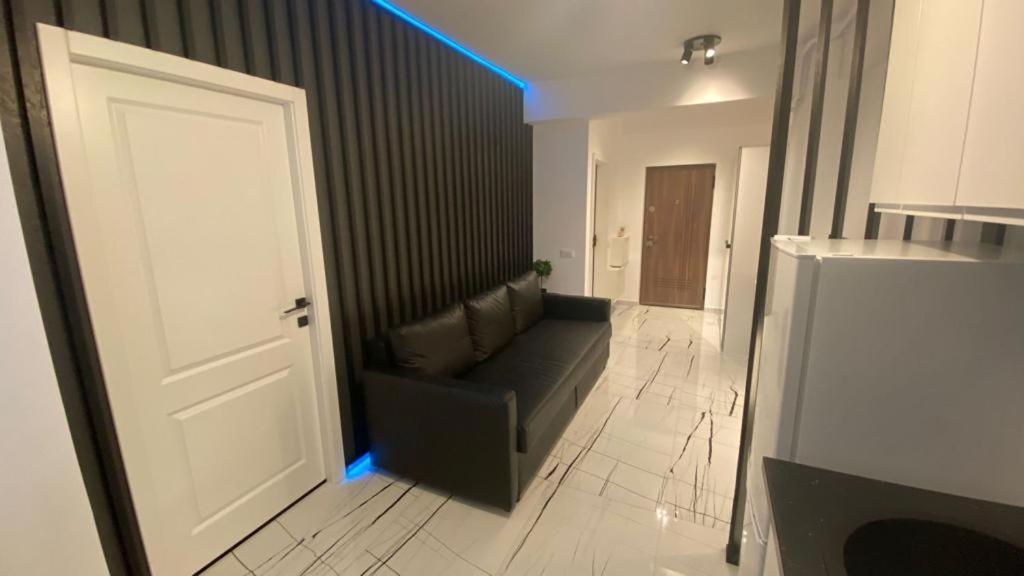 Q Luxury Apartment - Palas Center Jászvásár Kültér fotó